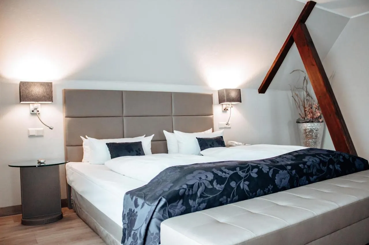 **** Hotel Clostermanns Hof Niederkassel Německo